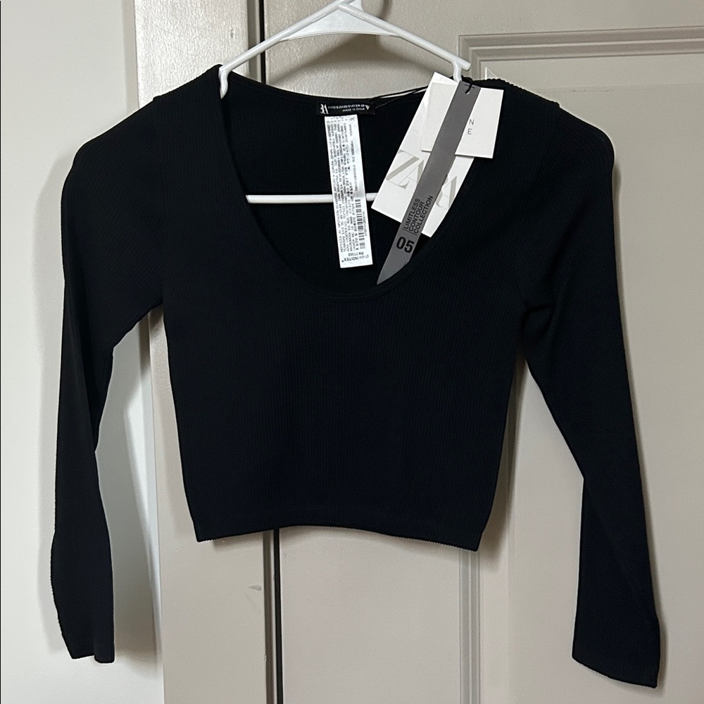 Zara Black Ribbed Long Sleeve Crop